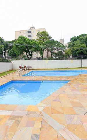 Apartamento à venda com 62m², 2 quartos e 1 vaga Apartamento à venda com 62m², 2 quartos e 1 vagaÁrea comum - Piscina