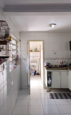 Casa à venda com 134m², 3 quartos e 2 vagas Casa à venda com 134m², 3 quartos e 2 vagasCozinha