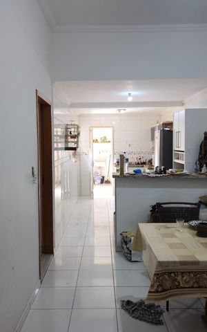Casa à venda com 134m², 3 quartos e 2 vagas Casa à venda com 134m², 3 quartos e 2 vagasCozinha