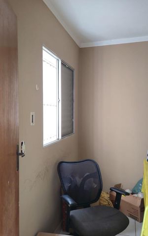 Casa à venda com 134m², 3 quartos e 2 vagas Casa à venda com 134m², 3 quartos e 2 vagasEscritório