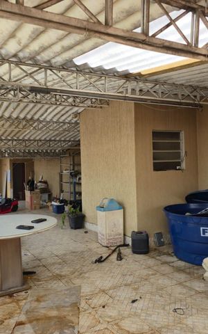 Casa à venda com 134m², 3 quartos e 2 vagas Casa à venda com 134m², 3 quartos e 2 vagasArea de Serviço e Churrasqueira