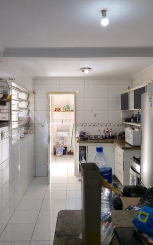 Casa à venda com 134m², 3 quartos e 2 vagas Casa à venda com 134m², 3 quartos e 2 vagasCozinha