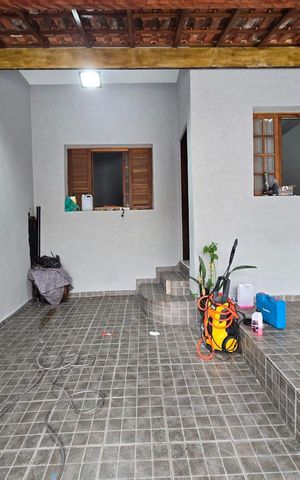 Casa à venda com 134m², 3 quartos e 2 vagas Casa à venda com 134m², 3 quartos e 2 vagasGaragem