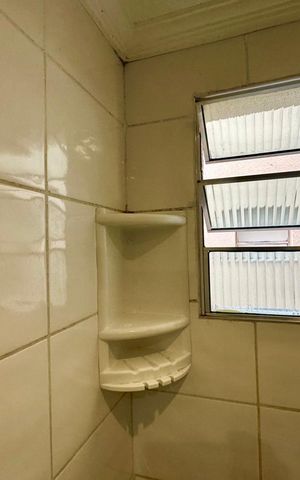 Apartamento para alugar com 55m², 2 quartos e 1 vaga Apartamento para alugar com 55m², 2 quartos e 1 vagaBanheiro