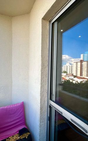 Apartamento à venda com 63m², 3 quartos e 1 vaga Apartamento à venda com 63m², 3 quartos e 1 vagaVaranda da Sala