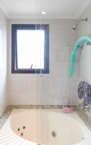 Apartamento à venda com 100m², 3 quartos e 2 vagasBanheiro da suíte