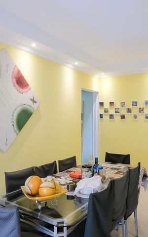 Apartamento à venda com 100m², 3 quartos e 2 vagasSala