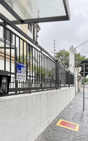 Apartamento à venda com 100m², 3 quartos e 2 vagasFachada + plaquinha
