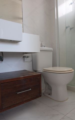 Apartamento à venda com 145m², 3 quartos e 2 vagasBanheiro da suíte