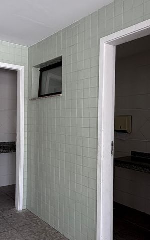 Apartamento à venda com 145m², 3 quartos e 2 vagas Apartamento à venda com 145m², 3 quartos e 2 vagasÁrea comum - Banheiros