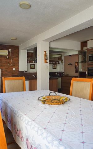 Casa de condomínio à venda com 253m², 3 quartos e 2 vagasEspaço Gourmet