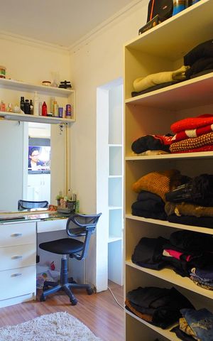 Casa de condomínio à venda com 253m², 3 quartos e 2 vagascloset