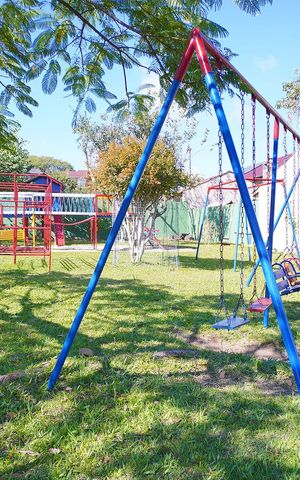 Casa de condomínio à venda com 253m², 3 quartos e 2 vagasÁrea comum - Playground