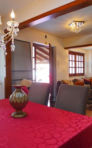 Casa de condomínio à venda com 253m², 3 quartos e 2 vagassala