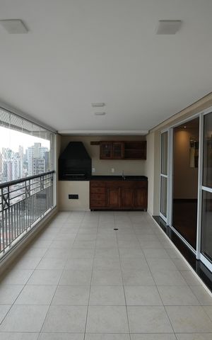 Apartamento à venda com 165m², 3 quartos e 2 vagasVaranda gourmet