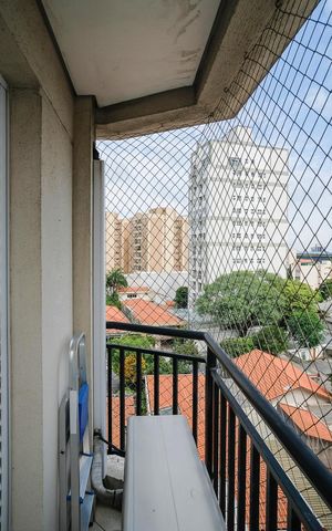 Apartamento à venda com 83m², 3 quartos e 2 vagasVaranda da suíte
