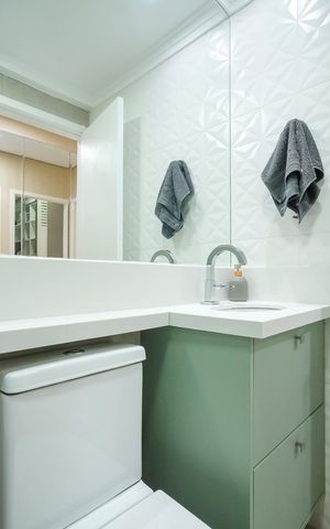 Apartamento à venda com 83m², 3 quartos e 2 vagasBanheiro social