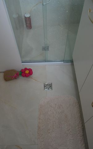 Apartamento à venda com 90m², 3 quartos e 2 vagasBanheiro da Suíte