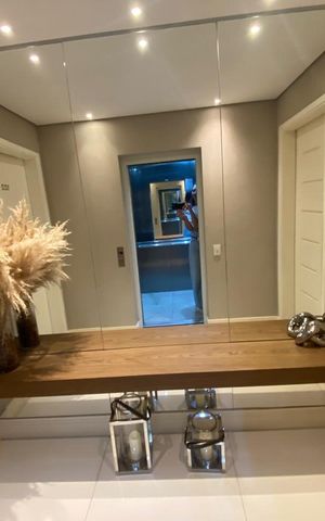 Apartamento à venda com 202m², 3 quartos e 4 vagas Apartamento à venda com 202m², 3 quartos e 4 vagasSala