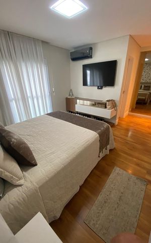Apartamento à venda com 202m², 3 quartos e 4 vagas Apartamento à venda com 202m², 3 quartos e 4 vagasQuarto