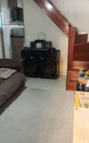 Casa de condomínio para alugar com 60m², 2 quartos e 1 vaga Casa de condomínio para alugar com 60m², 2 quartos e 1 vagaSala