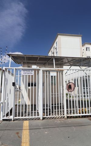 Apartamento à venda com 45m², 2 quartos e 1 vagaFachada e portaria