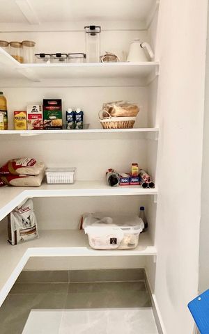 Apartamento à venda com 150m², 3 quartos e 1 vaga Apartamento à venda com 150m², 3 quartos e 1 vagaDespensa