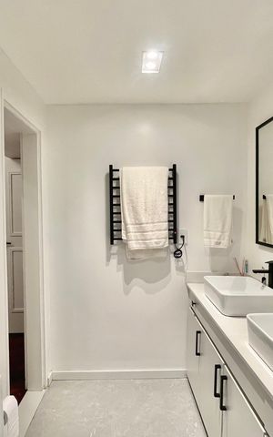 Apartamento à venda com 150m², 3 quartos e 1 vaga Apartamento à venda com 150m², 3 quartos e 1 vagaSuite