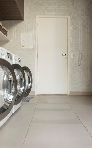 Apartamento para alugar com 72m², 1 quarto e 2 vagasÁrea comum - Lavanderia