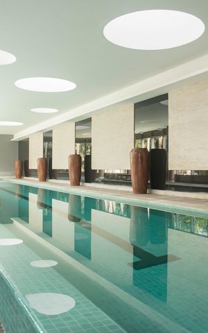 Apartamento para alugar com 72m², 1 quarto e 2 vagasÁrea comum - Piscina coberta