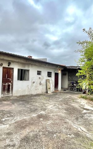 Casa à venda com 600m², 4 quartos e 10 vagas Casa à venda com 600m², 4 quartos e 10 vagasQuintal