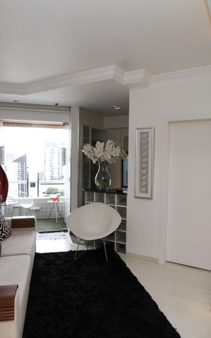 Studio à venda com 76m², 1 quarto e 1 vagaSala