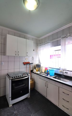 Apartamento à venda com 170m², 2 quartos e 2 vagasCozinha 