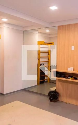 Apartamento à venda com 27m², 1 quarto e sem vaga Apartamento à venda com 27m², 1 quarto e sem vagaÁrea comum - Academia