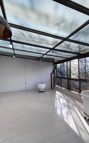 Apartamento à venda com 323m², 4 quartos e 4 vagas Apartamento à venda com 323m², 4 quartos e 4 vagasVaranda