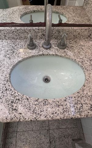 Apartamento à venda com 323m², 4 quartos e 4 vagas Apartamento à venda com 323m², 4 quartos e 4 vagasBanheiro Social