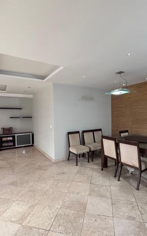 Apartamento à venda com 323m², 4 quartos e 4 vagas Apartamento à venda com 323m², 4 quartos e 4 vagasSala