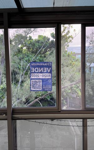 Apartamento à venda com 323m², 4 quartos e 4 vagas Apartamento à venda com 323m², 4 quartos e 4 vagasPlaquinha Quinto Andar