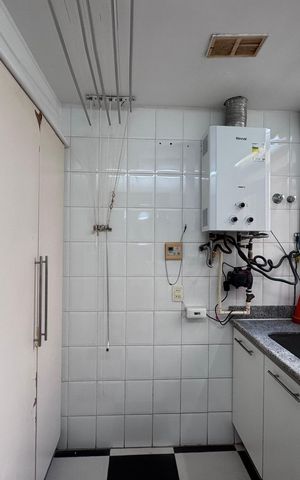 Apartamento à venda com 323m², 4 quartos e 4 vagas Apartamento à venda com 323m², 4 quartos e 4 vagasÁrea de Serviço