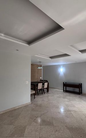 Apartamento à venda com 323m², 4 quartos e 4 vagas Apartamento à venda com 323m², 4 quartos e 4 vagasSala
