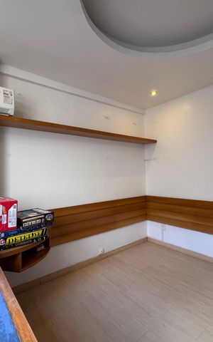 Apartamento à venda com 323m², 4 quartos e 4 vagas Apartamento à venda com 323m², 4 quartos e 4 vagasQuarto 2