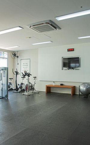Studio à venda com 41m², 1 quarto e 1 vaga Studio à venda com 41m², 1 quarto e 1 vagaÁrea comum - Academia