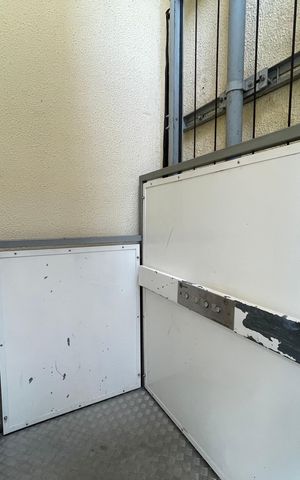 Casa de condomínio à venda com 170m², 3 quartos e 1 vaga Casa de condomínio à venda com 170m², 3 quartos e 1 vagaÁrea comum