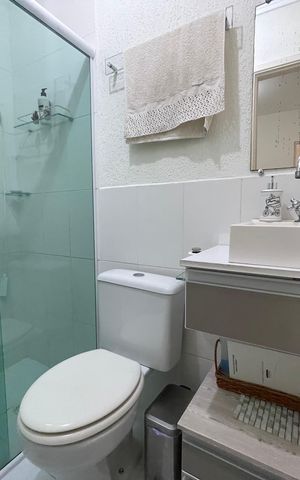 Casa de condomínio à venda com 170m², 3 quartos e 1 vaga Casa de condomínio à venda com 170m², 3 quartos e 1 vagaBanheiro 2