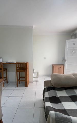 Casa de condomínio à venda com 170m², 3 quartos e 1 vaga Casa de condomínio à venda com 170m², 3 quartos e 1 vagaSala