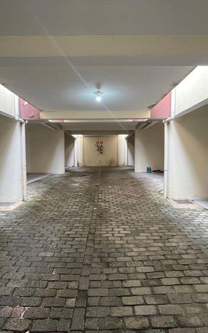 Casa de condomínio à venda com 170m², 3 quartos e 1 vaga Casa de condomínio à venda com 170m², 3 quartos e 1 vagaGaragem