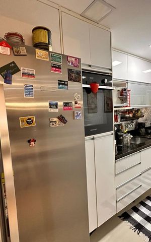Apartamento à venda com 195m², 3 quartos e 2 vagas Apartamento à venda com 195m², 3 quartos e 2 vagasCozinha