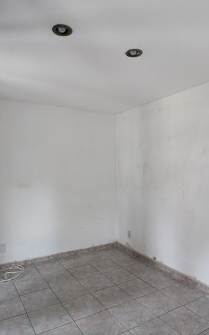Casa à venda com 740m², 4 quartos e 2 vagasQuarto 4