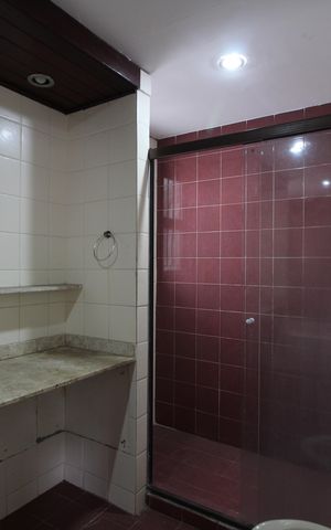 Casa à venda com 740m², 4 quartos e 2 vagasQuarto 4 - Suite