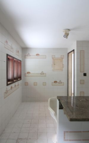 Casa à venda com 740m², 4 quartos e 2 vagasCozinha